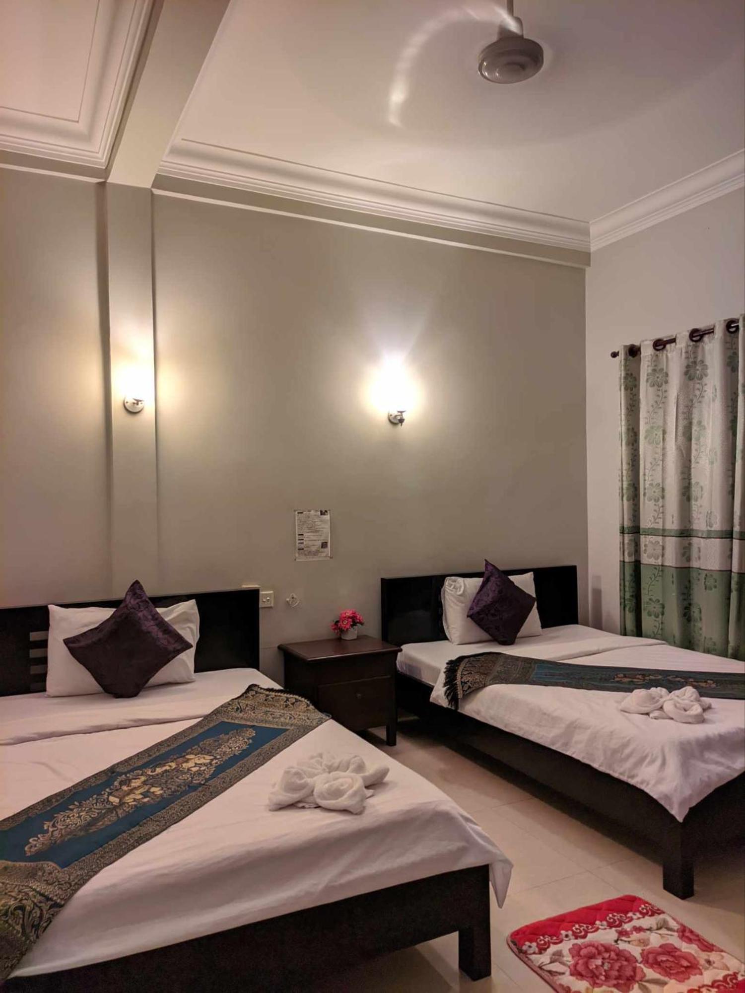 Iki Iki Guesthouse Сіємреап Екстер'єр фото
